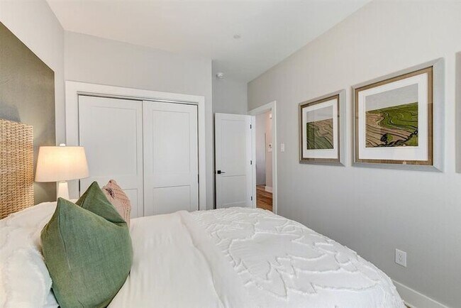 Building Photo - 4617 Pantheon Wy