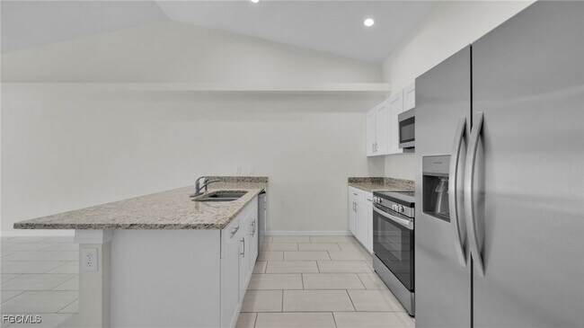 Building Photo - 1411-1413 Academy Blvd