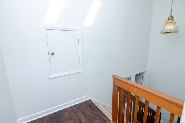 Building Photo - Quaint East Nashville Town Home