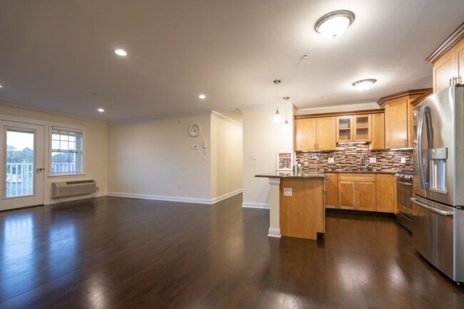 Building Photo - The Foundry 2 Bd 2 Bath Luxurious Condo Li...