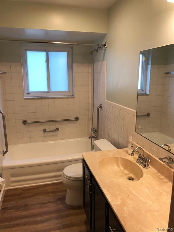 Building Photo - 924 E Windemere Ave