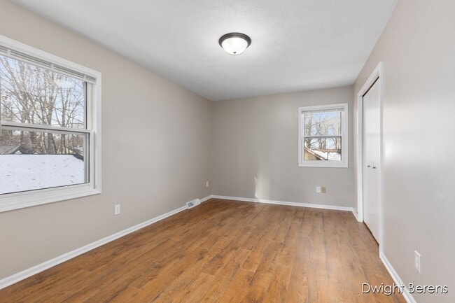 Building Photo - 7331 48th Ave