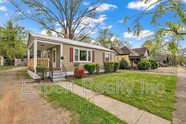 Building Photo - 7119 1st Ave S