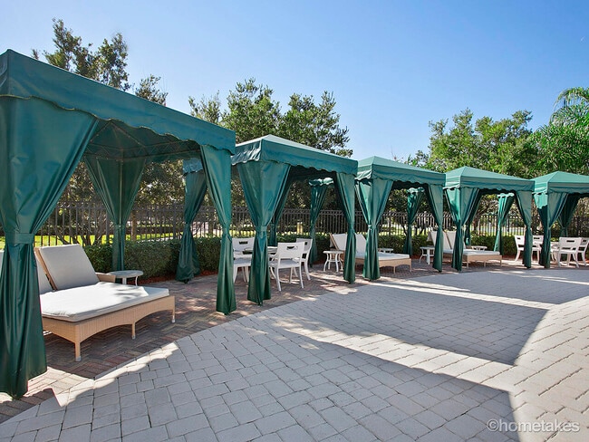 Building Photo - 12091 SW Bennington Cir