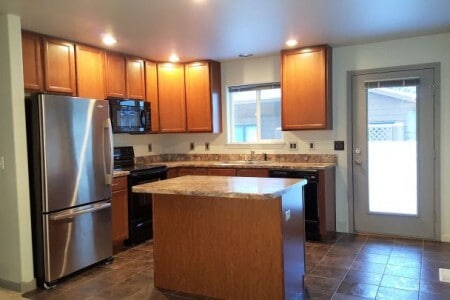 Building Photo - 3119 New Hope Dr