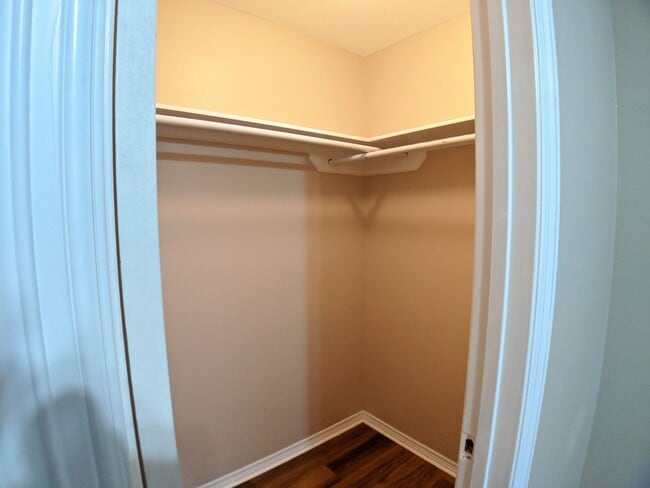 Building Photo - 721 Sonesta Ct