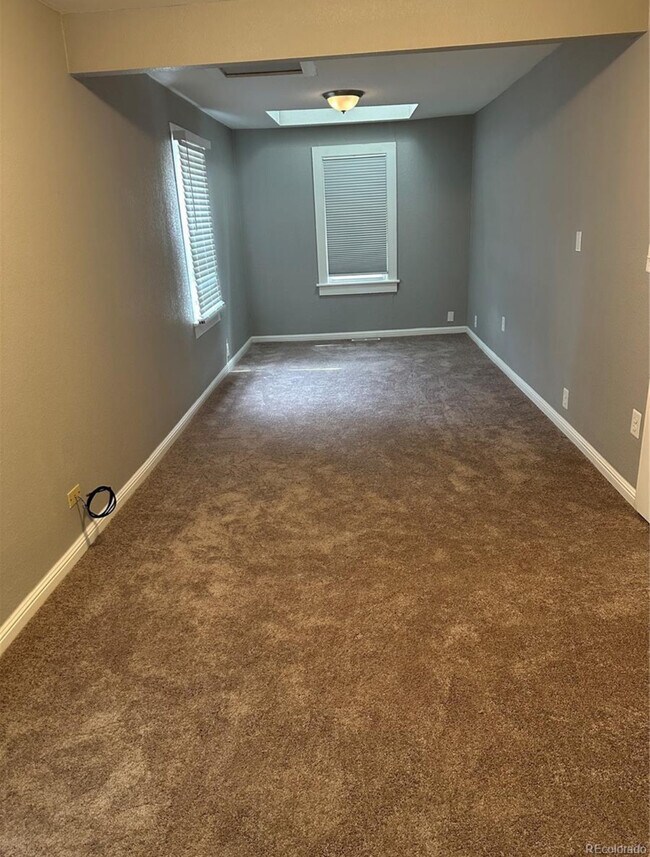 Building Photo - 4291 S Clarkson St