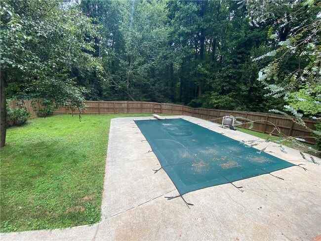 Building Photo - 207 Hood Rd NW