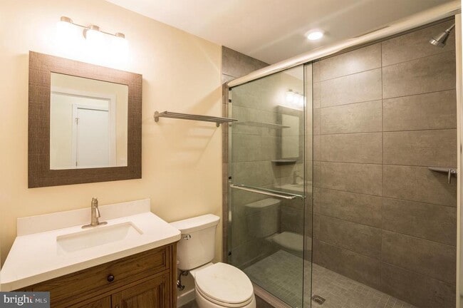 Building Photo - 1300 S 24th St