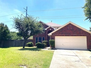 Building Photo - 2078 Belvedere Dr