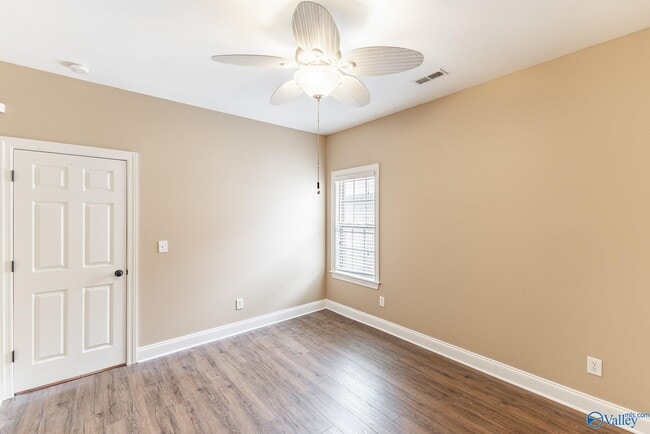 Building Photo - 105 Blanca Dr