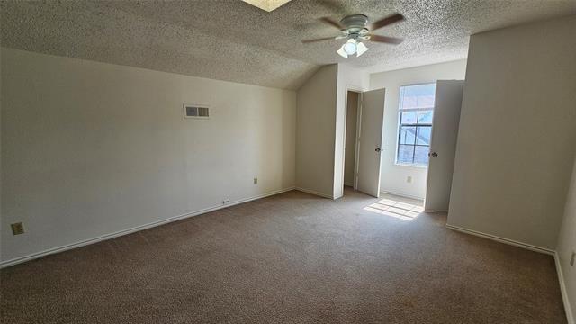 Building Photo - 550 E Windsor Dr