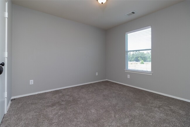 Building Photo - 9331 Norwood Trails Dr