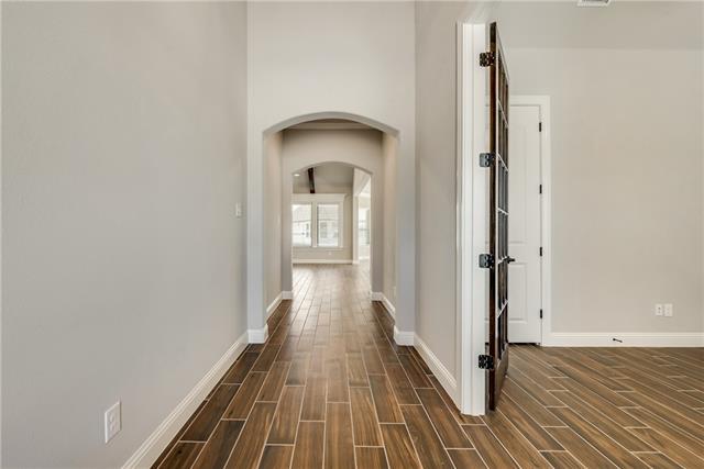 Building Photo - 8240 Scharmels Ln