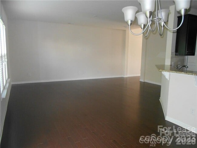 Building Photo - 3441 Park South Station Blvd