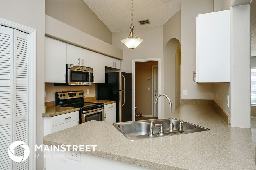 Building Photo - 891 N Atmore Cir