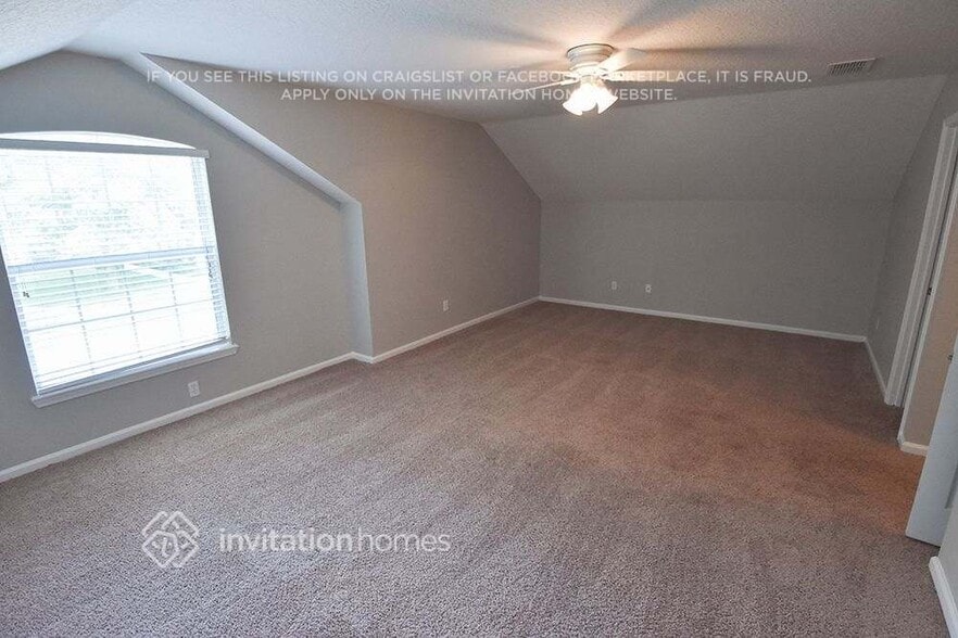 Building Photo - 1618 Majestic View Ln