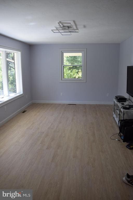 Building Photo - 999 Sunnyside Rd