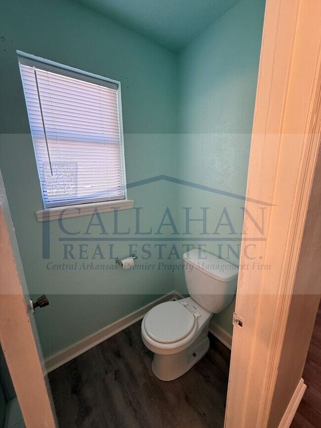 Building Photo - 4 Bedroom Home in Mabelvale