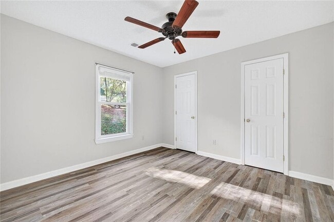 Building Photo - 255 Lowry St