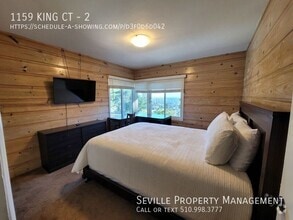Building Photo - 1159 King Ct