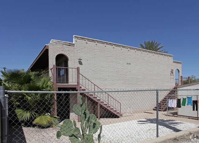 Building Photo - Studio One Apartments