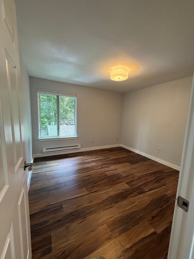 Building Photo - 19117 Ballinger Way NE