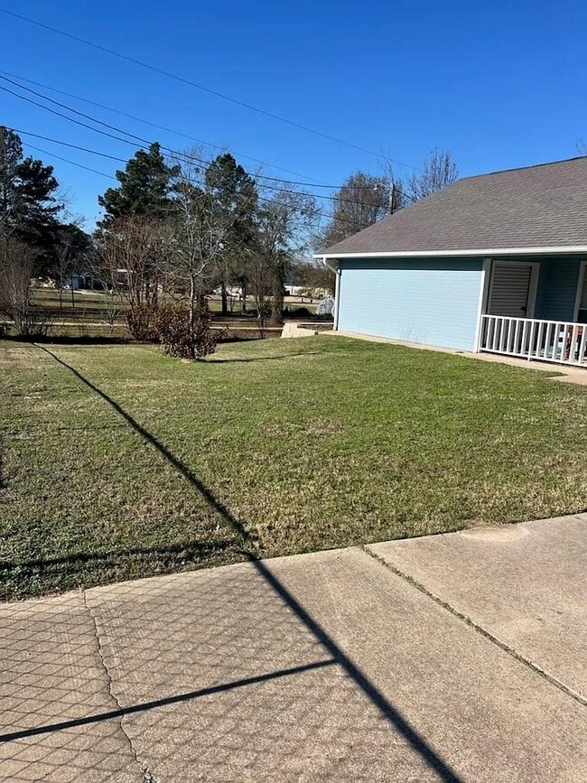 Building Photo - 11055 County Rd 219