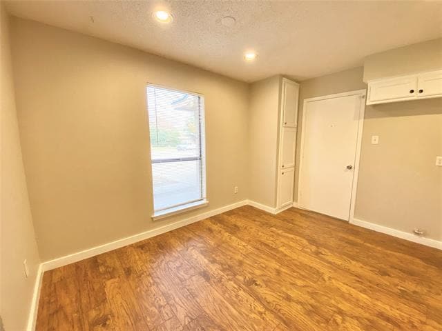 Building Photo - 5911 Teal Ridge Dr