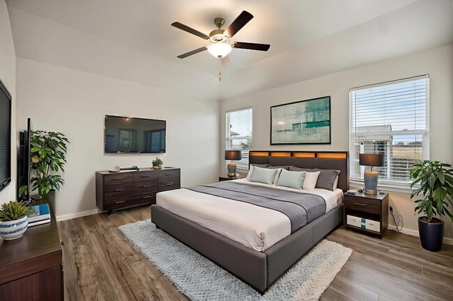 Building Photo - 197 Voss