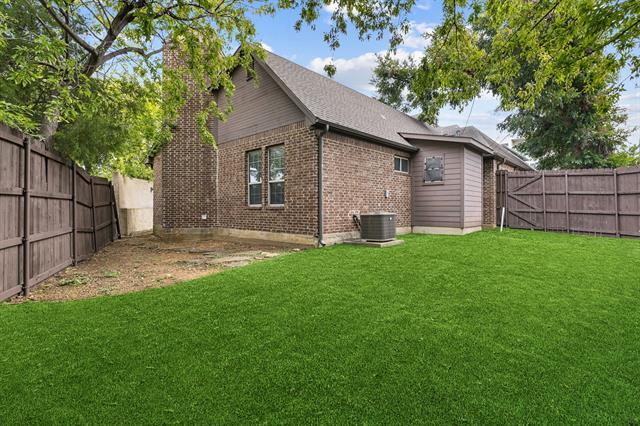 Building Photo - 5200 Longview St