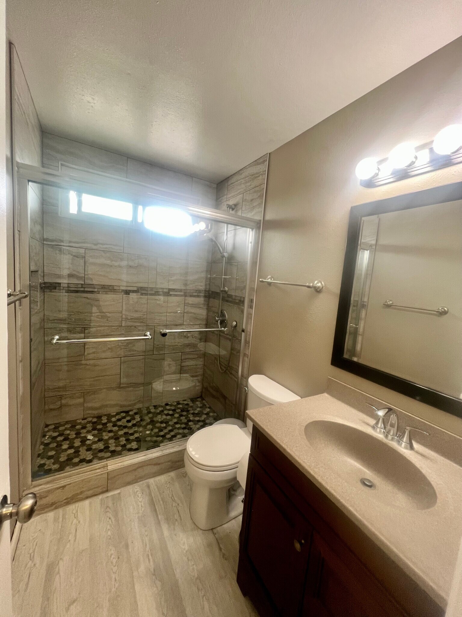 Building Photo - 4644 Larkspur St