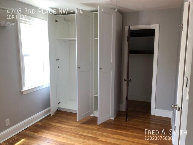 Building Photo - 4708 3rd Pl NW