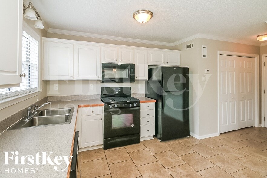 Building Photo - 142 Riva Ridge Ln