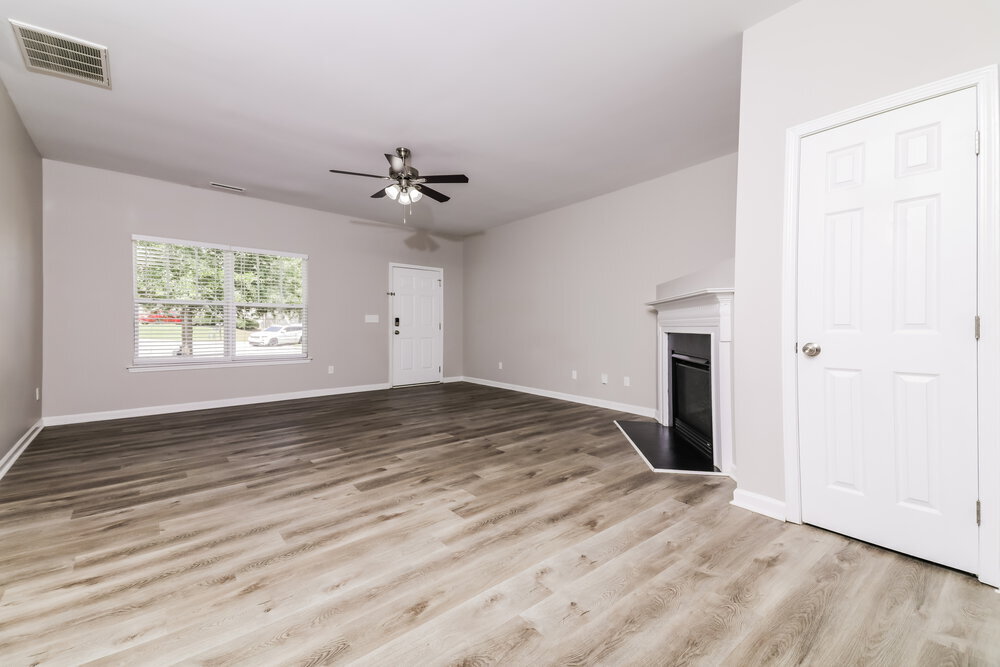Building Photo - 3501 Pinkham Way