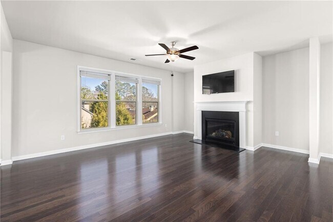 Building Photo - 4411 Claiborne Ct