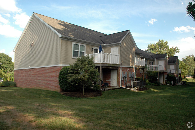 Building Photo - Grandview Apartments