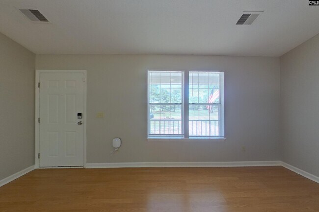 Building Photo - 112 Turnstone Way