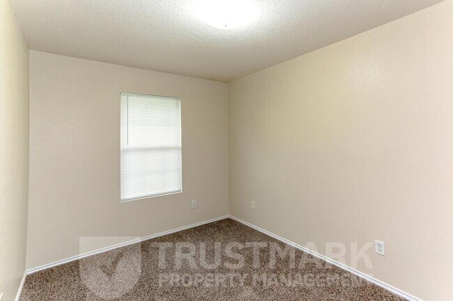 Building Photo - 4501 Mattie Dr