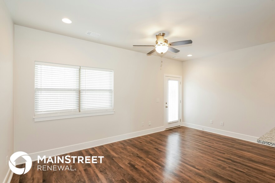 Building Photo - 114 Hartsville Ct