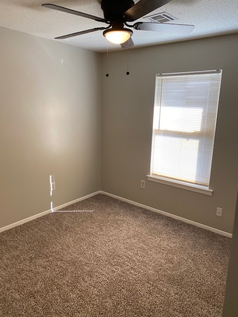 Building Photo - 5725 Belleau Dr