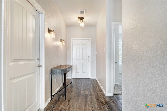 Building Photo - 4305 Abergavenny Dr