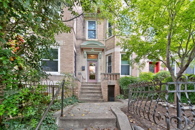 Building Photo - 1741 Kilbourne Pl NW