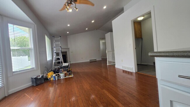 Building Photo - 6911 Hunter Dawn Way