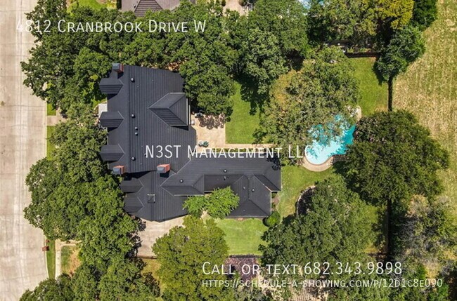 Building Photo - 4812 Cranbrook Dr W
