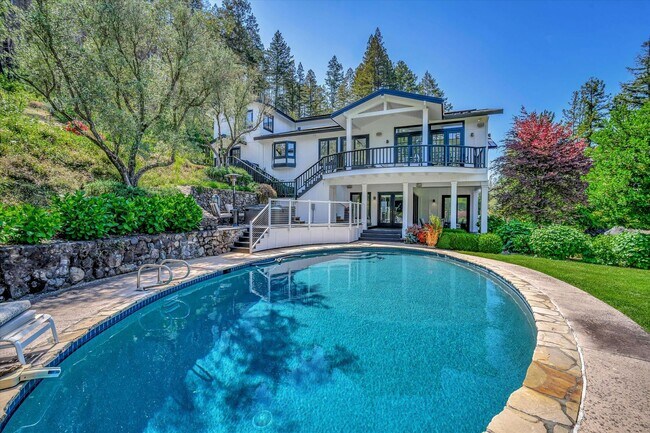 Building Photo - Welcome to Your Luxurious Napa Valley Retr...