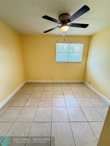 Building Photo - 5706 Blueberry Ct