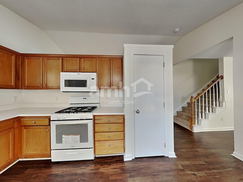 Building Photo - 3413 Braefield Dr