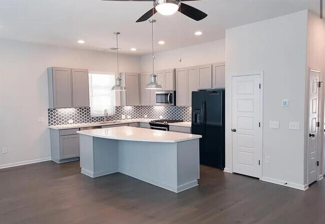 Building Photo - 13614 Cibolo Trace