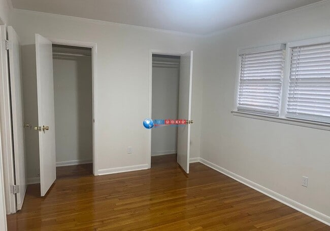 Building Photo - Newly RENOVATED 4-bedroom ranch in PARKVIE...